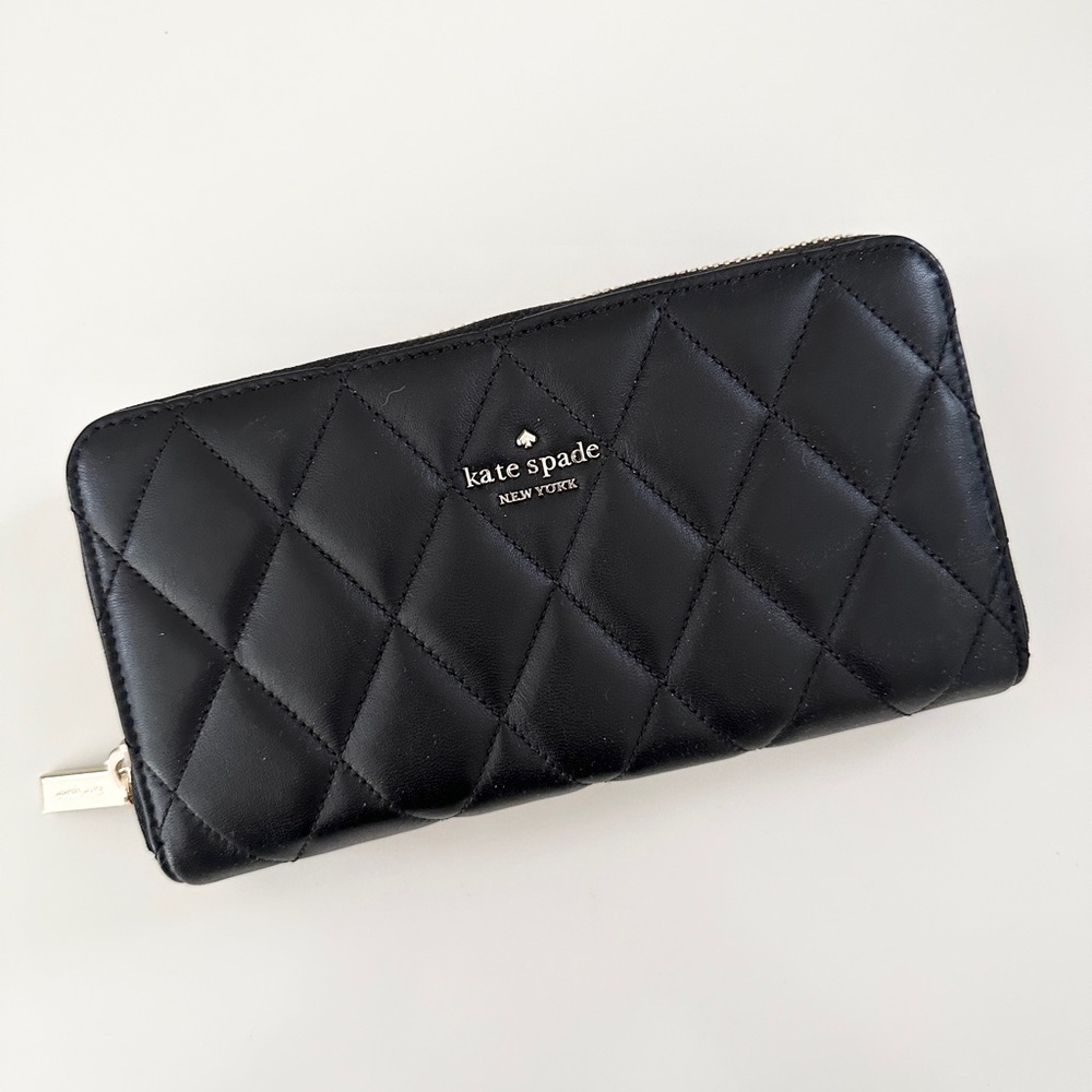 Kate Spade quilted wallet